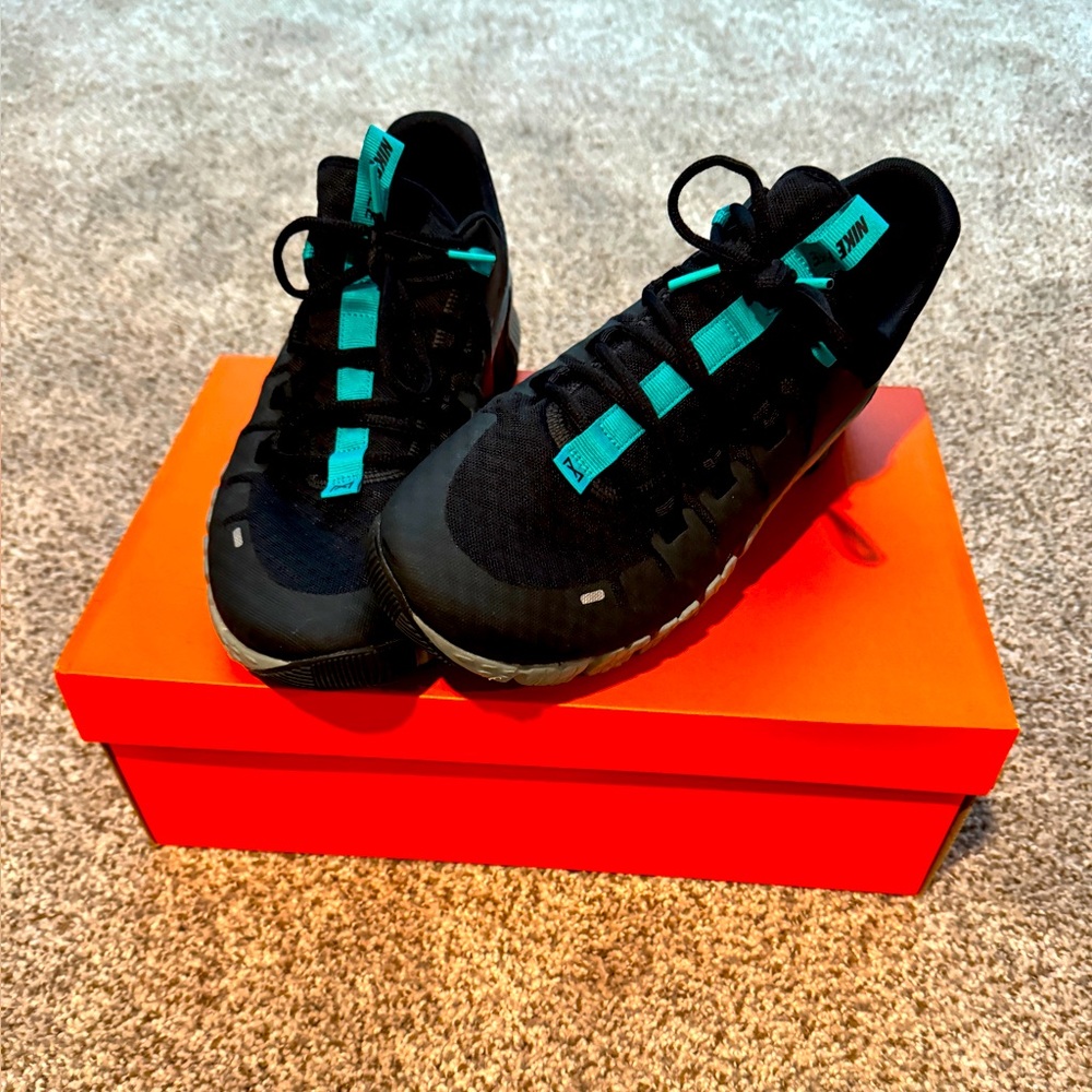 EUC Men’s Size 12 Nike Free Metcon 5!